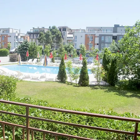Apartment V